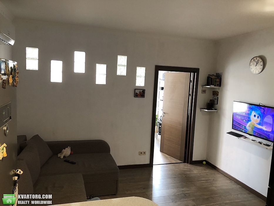 Sell 3-room apartment. Киев, Регенераторная — photo 9
