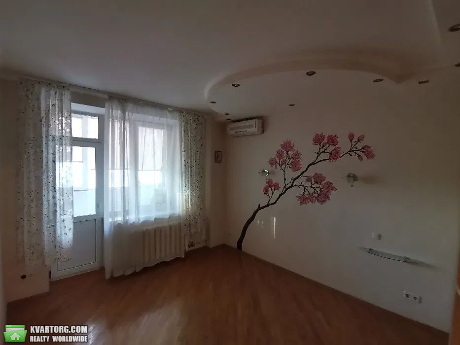 Sell 3-room apartment. Киев,  Бажана — photo 3