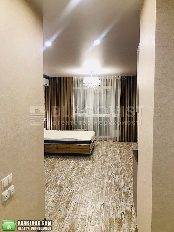 Rent out 1-room apartment. Киев,  Предславинская — photo 7