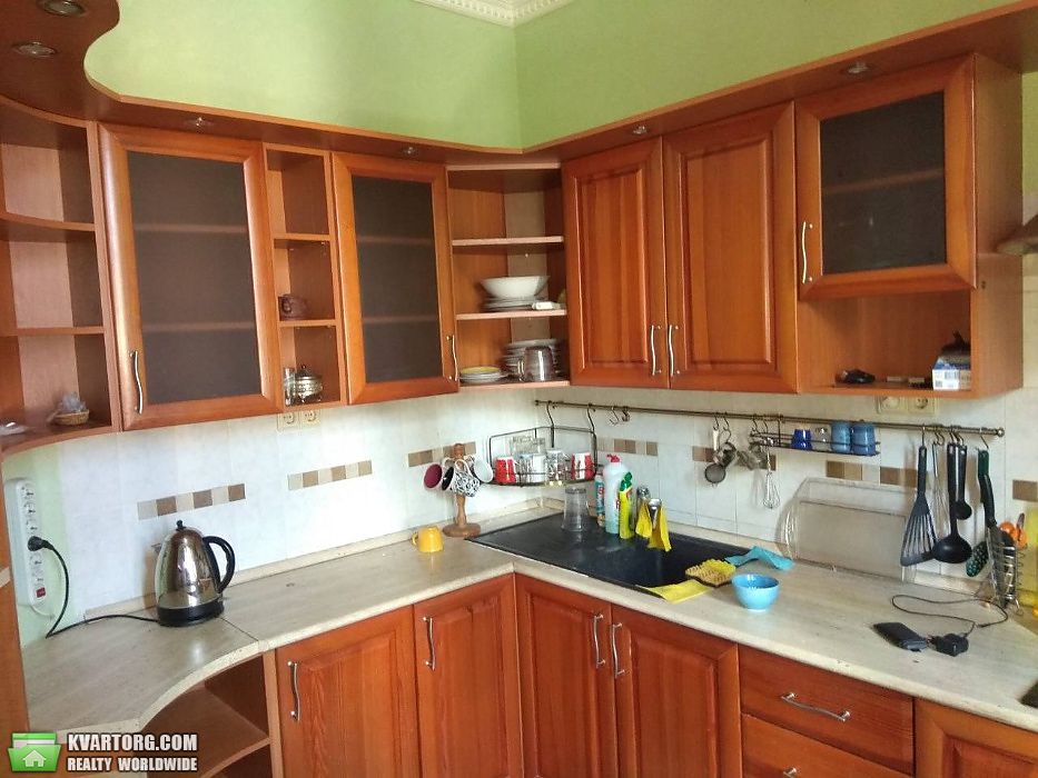 Rent out 3-room apartment. Киев,  Прорезная — photo 2