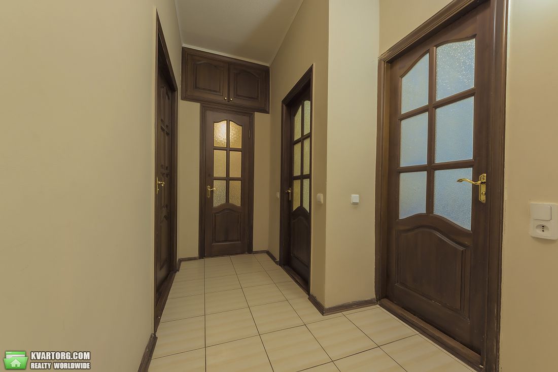Rent out 2-room apartment. Киев,  Шелковичная — photo 7