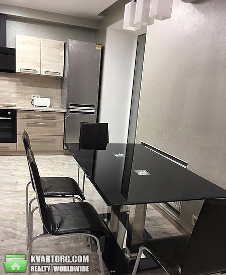Rent out 2-room apartment. Киев,  Драгоманова — photo 4