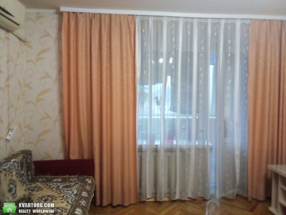 Sell 1-room apartment. Киев,  Ватутина пр — photo 1