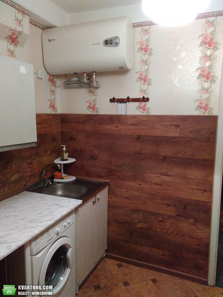 Rent out 1-room apartment. Киев,  Касияна — photo 1