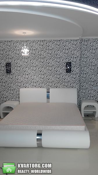 Sell 2-room apartment. Киев, Олевская — photo 2