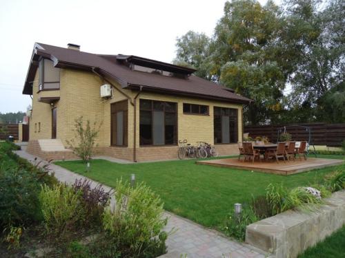 Sell house. Киевская обл., Солнечная — photo 1
