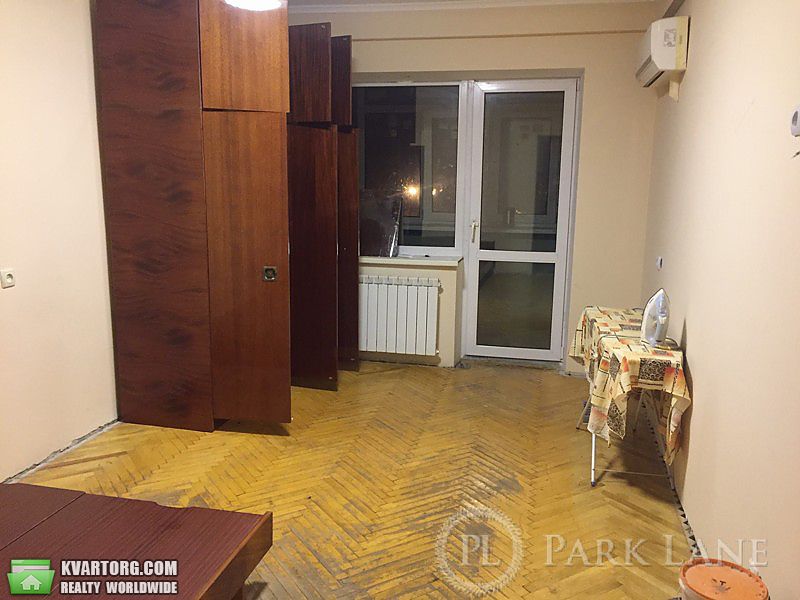 Sell 3-room apartment. Киев, Харьковское шоссе — photo 1