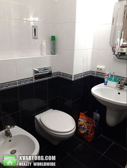 Rent out 2-room apartment. Киев,  Победы проспект — photo 8