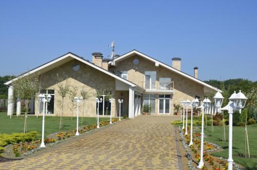 Sell house. Днепропетровск, Набережная — photo 1