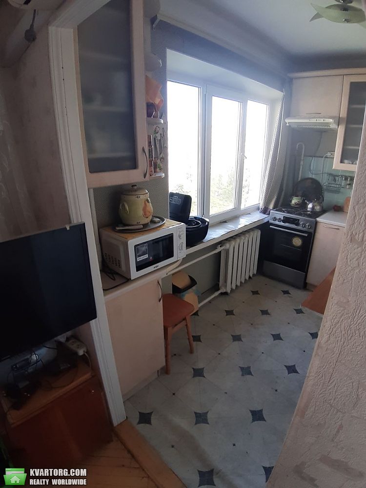 Rent out 2-room apartment. Киев,  Русановский бул — photo 2