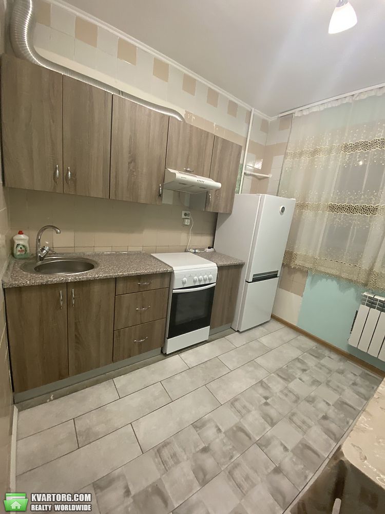 Rent out 1-room apartment. Киев, Цветаевой — photo 1