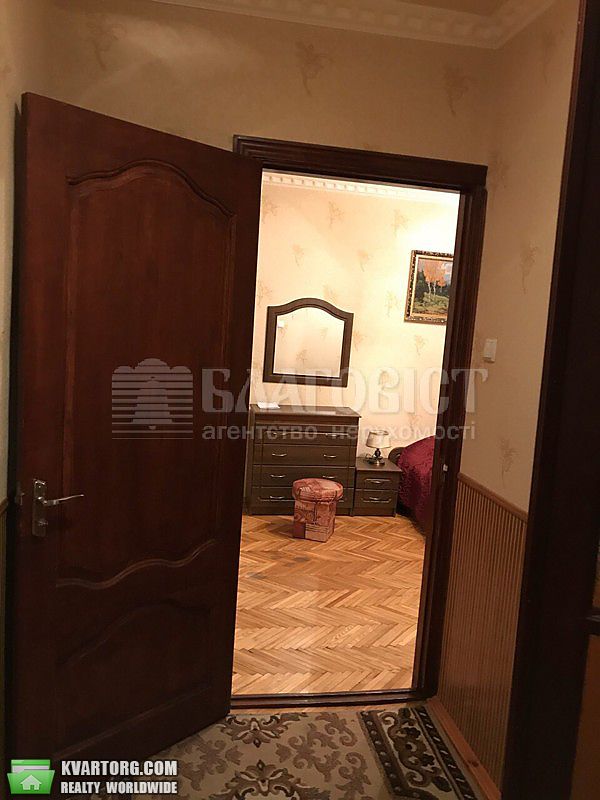 Rent out 2-room apartment. Киев,  Леси Украинки бул — photo 2