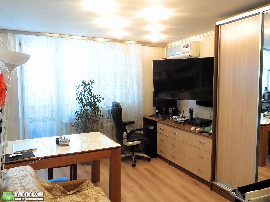 Sell 1-room apartment. Киев,  Науки пр — photo 4