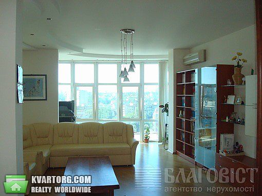 Sell 4-room apartment. Киев,  Тимофеевой — photo 1