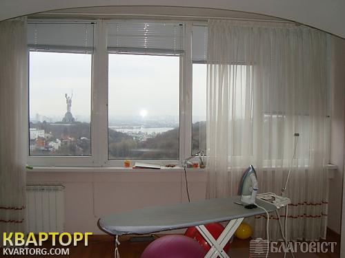 Sell 2-room apartment. Киев,  Старонаводницкая — photo 4