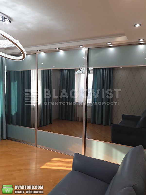 Sell 3-room apartment. Киев,  Голосеевская — photo 1