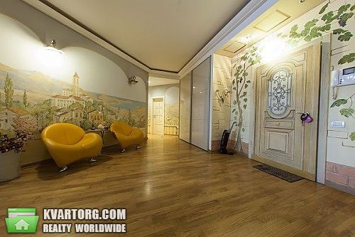 Sell 4-room apartment. Киев,  Старонаводницкая — photo 1