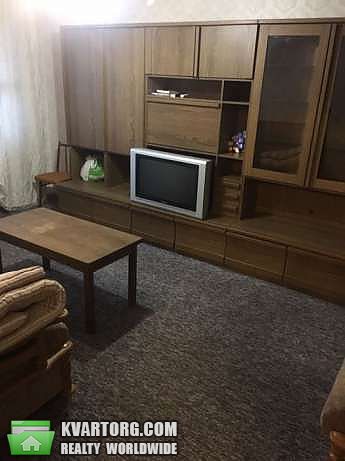 Rent out 2-room apartment. Киев,  Срибнокильская — photo 5