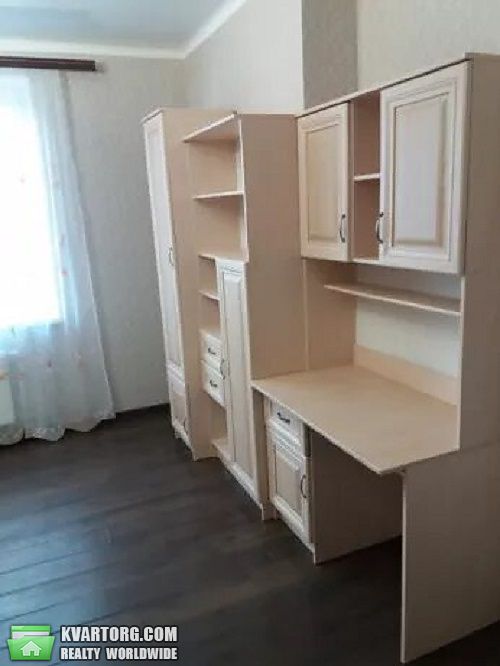 Rent out 3-room apartment. Киев, Глушкова — photo 1