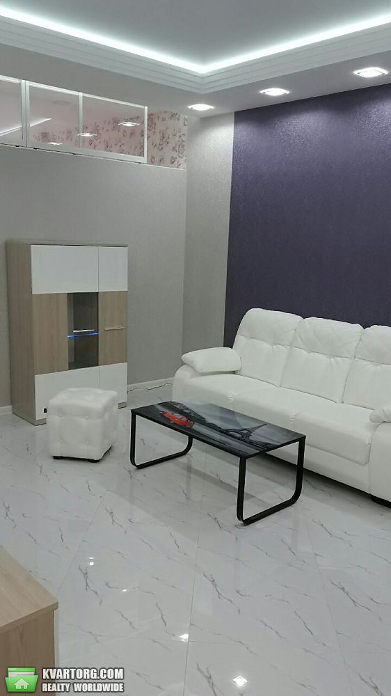 Rent out 3-room apartment. Одесса, Генуэзская — photo 1