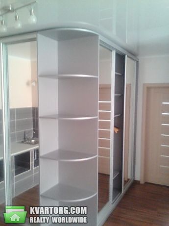 Rent out 1-room apartment. Киев,  Ямская — photo 4