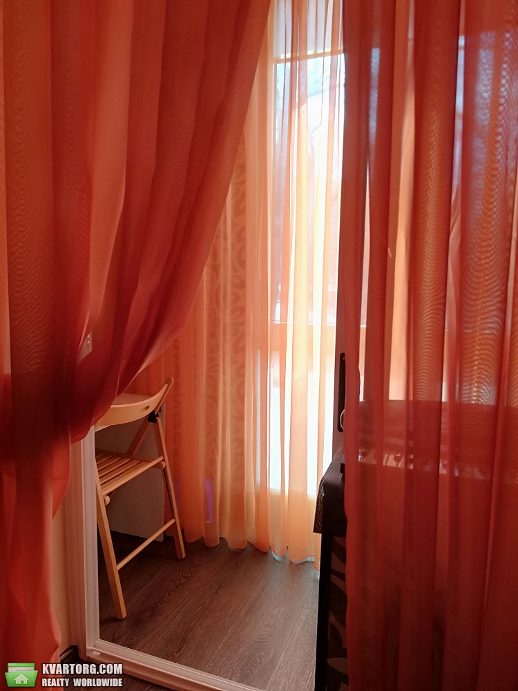 Rent out 1-room apartment. Донецк,  Ильича — photo 1
