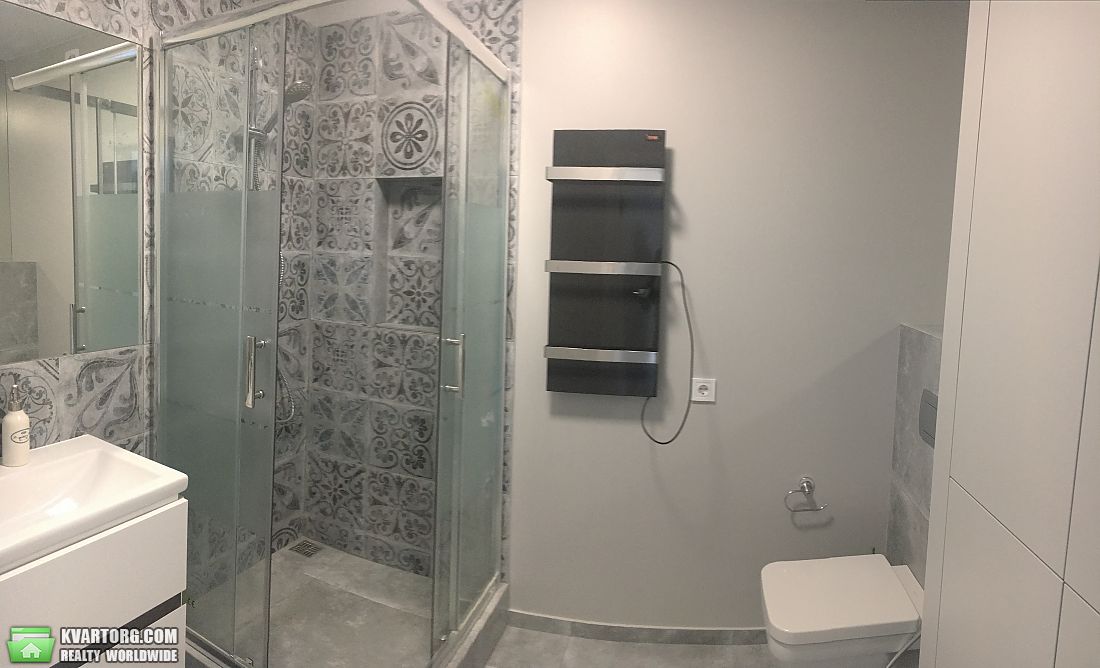 Rent out 2-room apartment. Киев,  Ревуцкого — photo 10