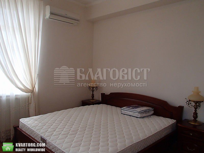 Rent out 3-room apartment. Киев,  Почайнинская — photo 3
