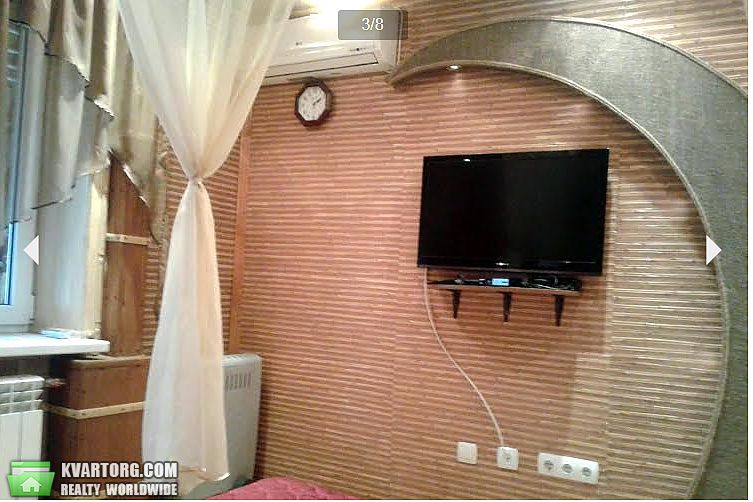 Rent out 2-room apartment. Киев,  Ушинского — photo 3