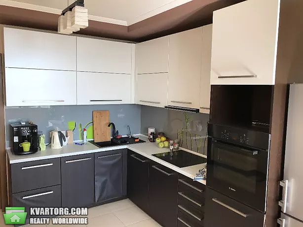 Rent out 2-room apartment. Киев, Дегтяревская — photo 1