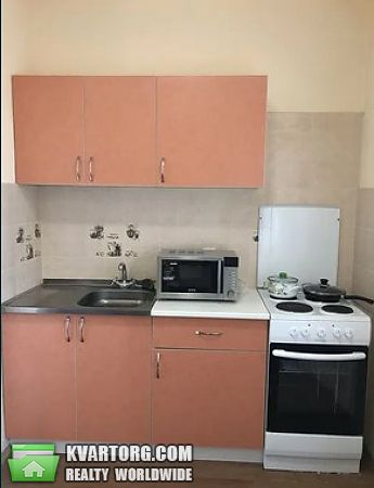 Rent out 1-room apartment. Киев,  Конева — photo 6