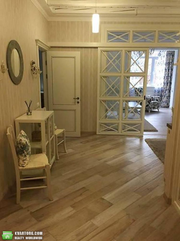 Rent out 2-room apartment. Киев,  Гончара — photo 7