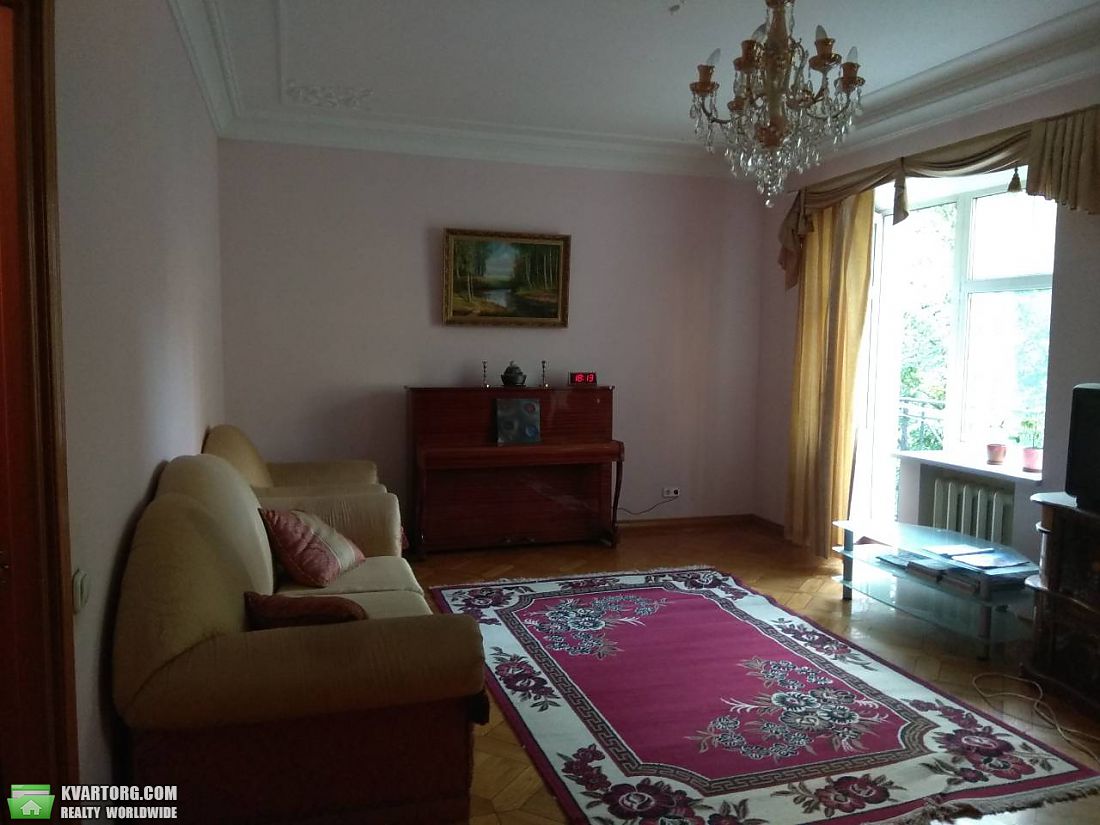 Rent out 2-room apartment. Киев,  Туровская — photo 5