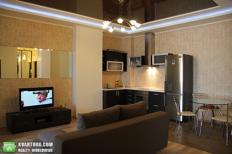 Rent out 3-room apartment. Одесса, Преображенская — photo 1