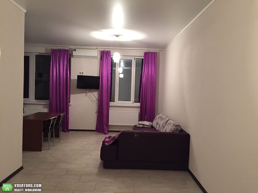 Rent out 1-room apartment. Харьков, Новоалександровская — photo 1
