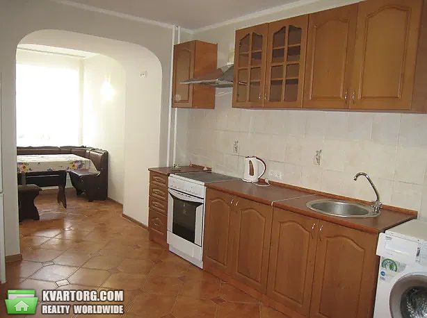 Sell 3-room apartment. Киев,  Олевская — photo 1
