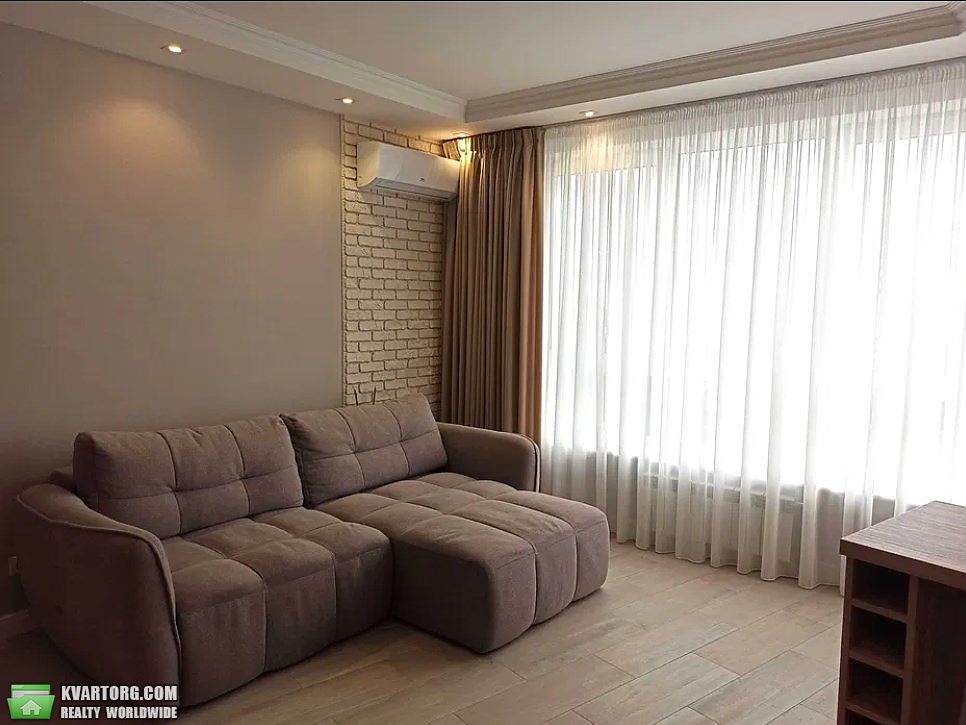Rent out 1-room apartment. Киев, Демеевская — photo 2