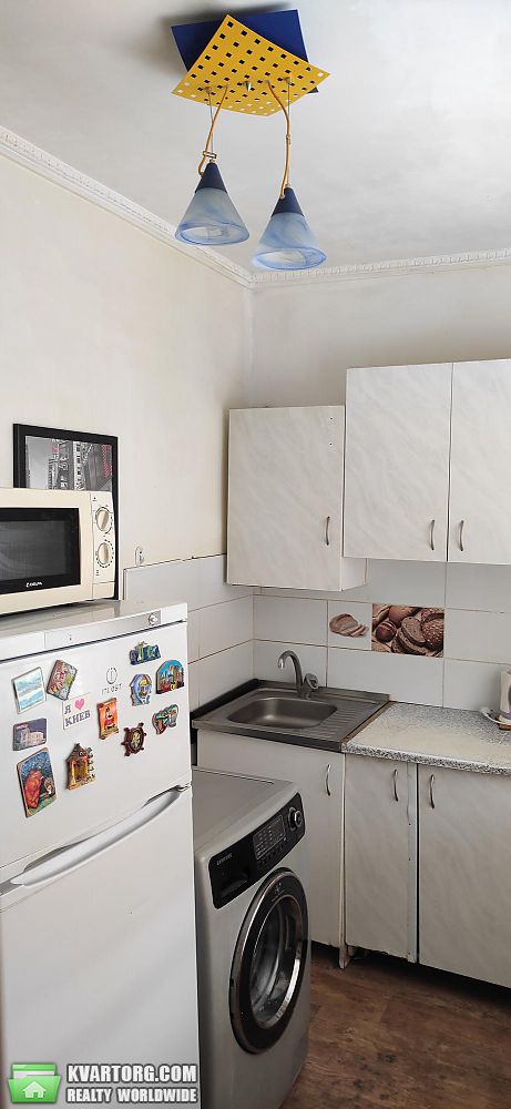 Sell 2-room apartment. Киев,  Салютная — photo 6