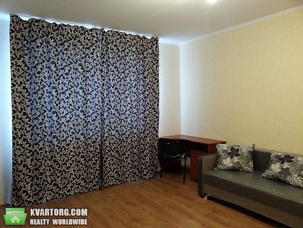 Rent out 1-room apartment. Киев,  Метрологическая — photo 3