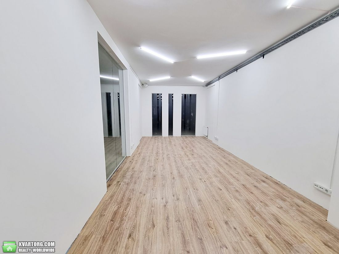 Rent out office. Киев,  Харьковское шоссе — photo 1