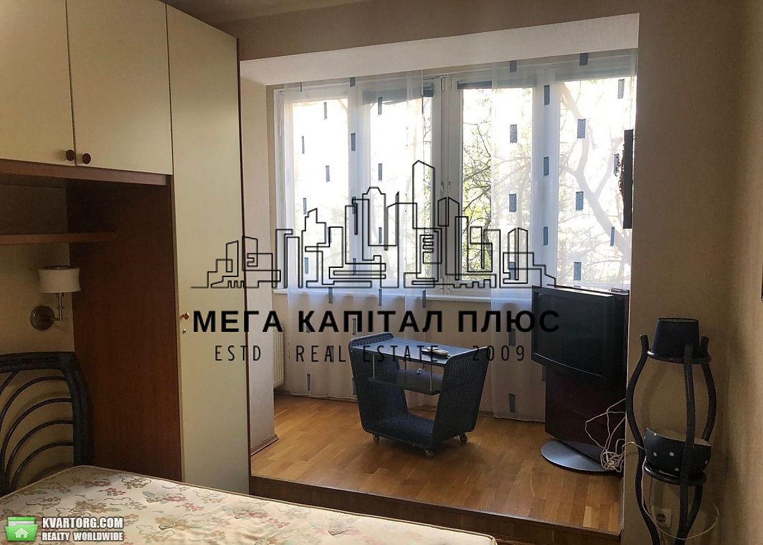 Rent out 3-room apartment. Киев, Предславинська — photo 3