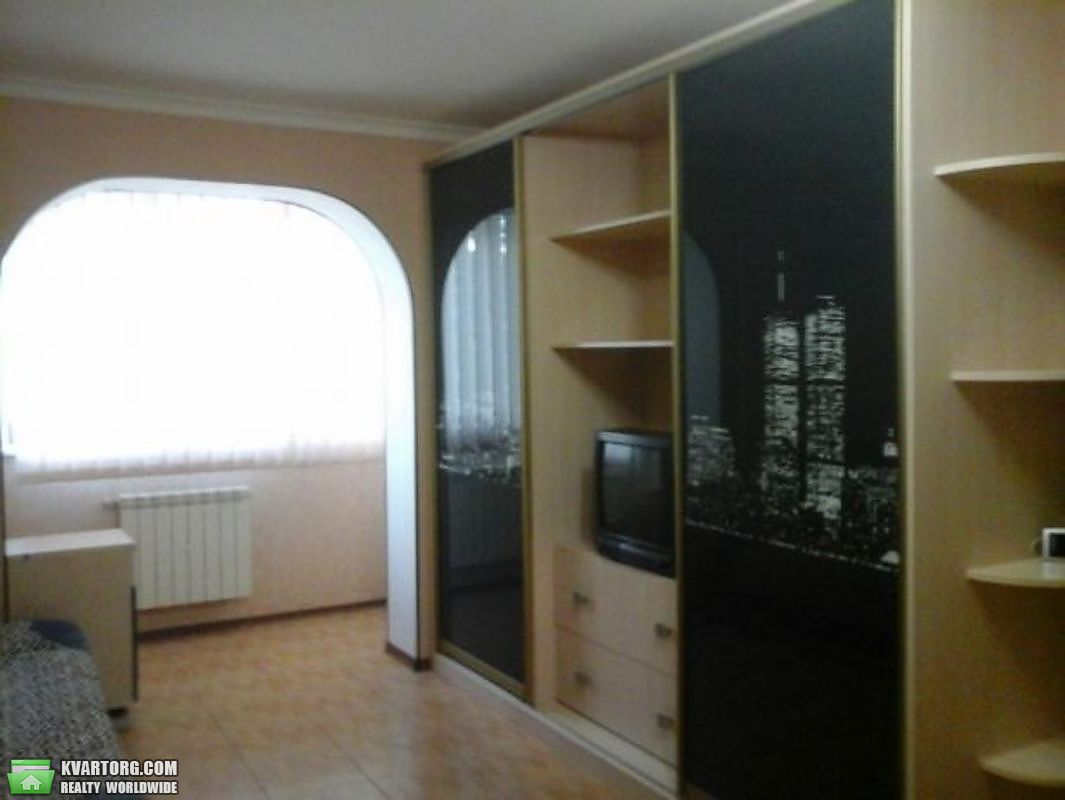 Sell 3-room apartment. Киев,  Гайдай — photo 4
