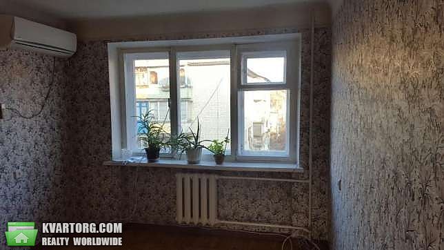 Sell 2-room apartment. Киев,  Симферопольская — photo 1