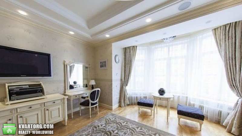 Sell 4-room apartment. Киев, Олеся Гончара — photo 1