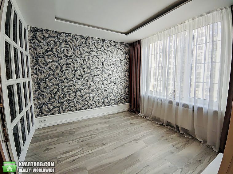 Rent out 1-room apartment. Киев,  Маршала Конева — photo 4