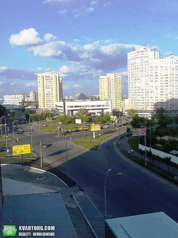 Sell 4-room apartment. Киев,  Никольско-Слободская — photo 9