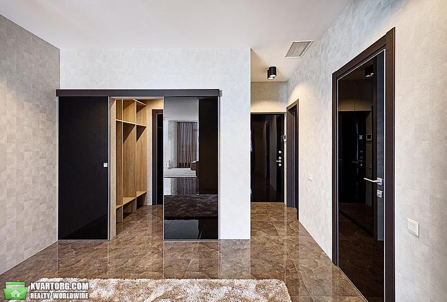 Sell 3-room apartment. Киев,  Драгомирова — photo 2