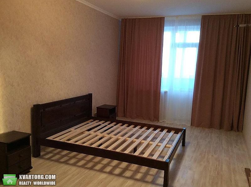 Rent out 4-room apartment. Киев,  Феодосийский пер — photo 3