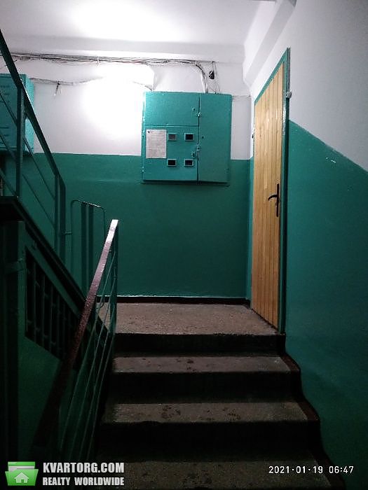 Sell 3-room apartment. Киев,  Северная — photo 2