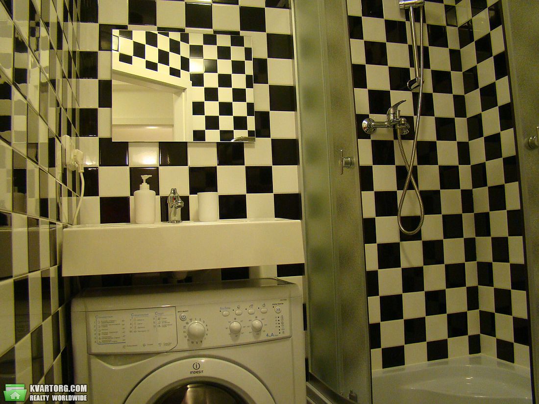 Rent out 1-room apartment. Киев, Флоренции — photo 7